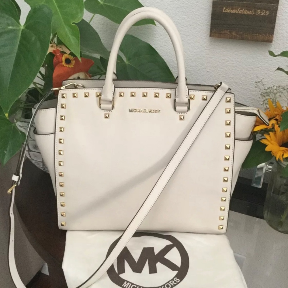 Rare Collectors Edition Michael Kors X-Lrg Sandrine Stud Crossbody